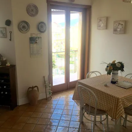 Apartment Dove Il Mare Luccica Torre Annunziata